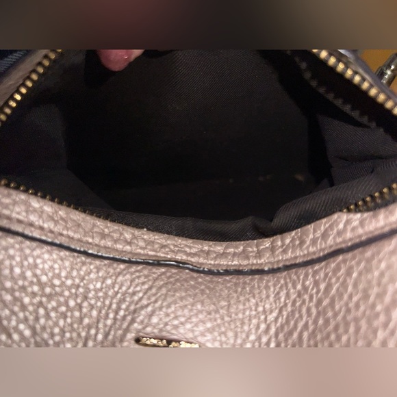 Coach Taylor Tote in Metallic pebble leather - Picture 5 of 8